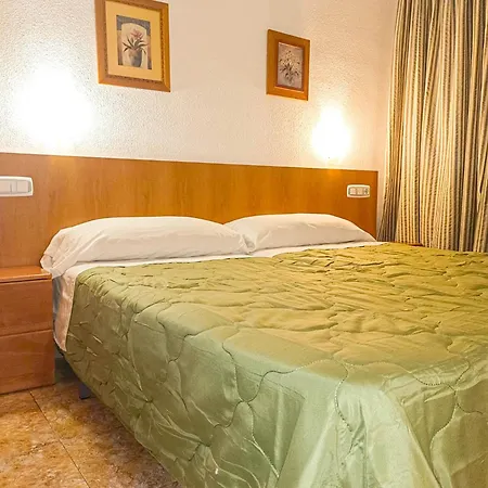 Hostal Gran Via Levante-2